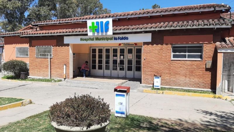 Denuncian la crítica situación del hospital de La Falda y exigen su provincialización 