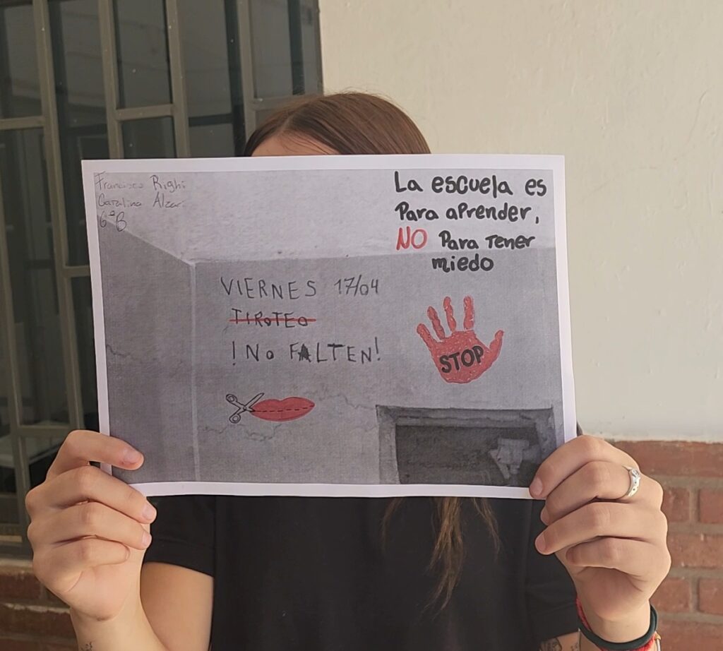 Amenazas en escuelas: “Si los adultos no educamos, los chicos se educan con las redes”