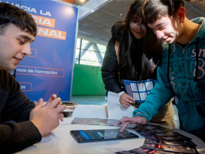 Más de 500 estudiantes participaron del Congreso “Educación en Movimiento” en Córdoba