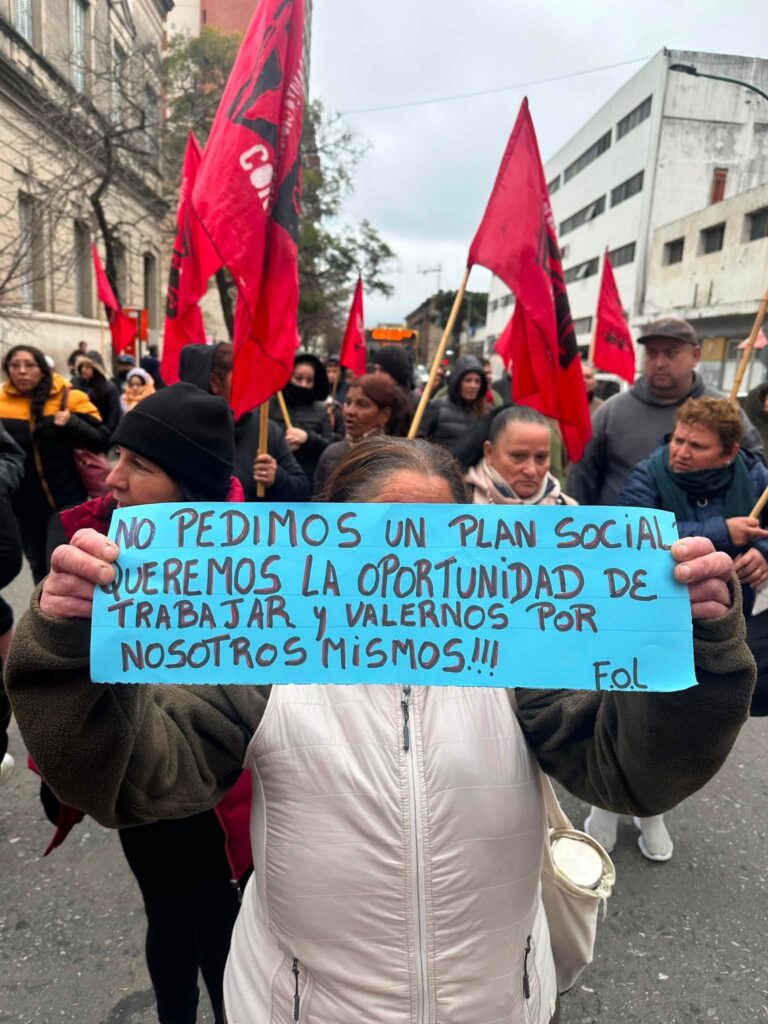 Fuerte repudio a la eliminación del programa “Volver al trabajo” 