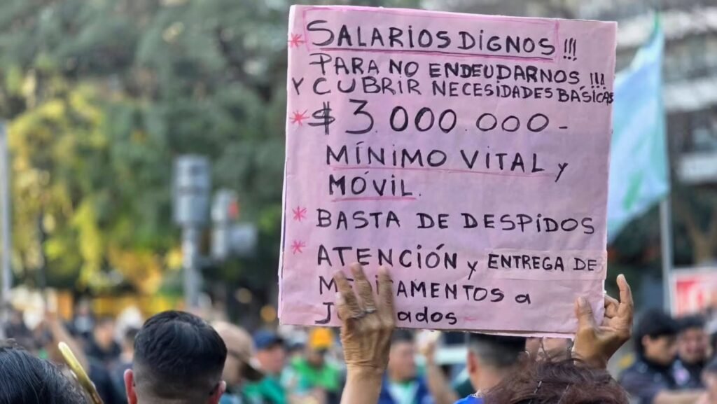 “El endeudamiento familiar no es un asunto privado”: la mirada del movimiento obrero sobre la crisis