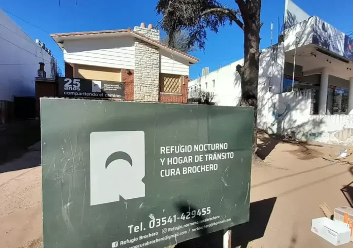 Abrazo solidario, riesgo de cierre y reclamo al municipio: la crisis del Refugio Cura Brochero