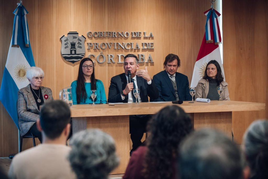 “La tierra habla. Tu sangre puede darles nombre”: Córdoba lanzó una campaña para avanzar en la identificación de víctimas del terrorismo de Estado