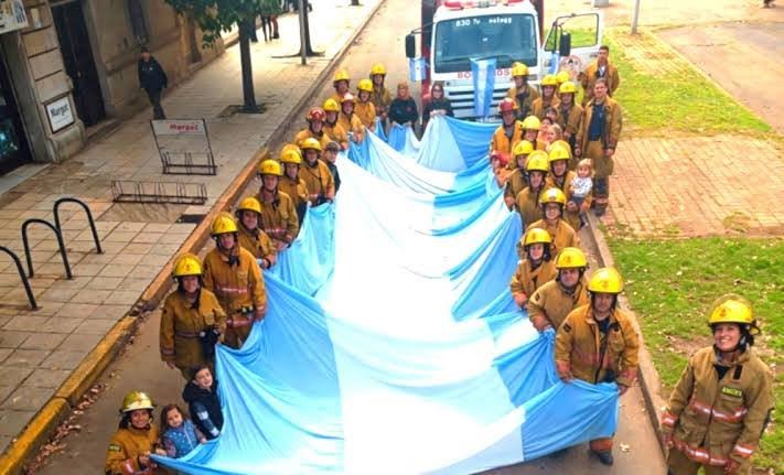 Bomberos Voluntarios realizaron un sirenazo nacional para reclamar fondos y respuestas al Gobierno